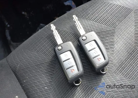 2014 Nissan Rogue S z USA, uszkodzony, nr VIN 5N1AT2MV9EC853270